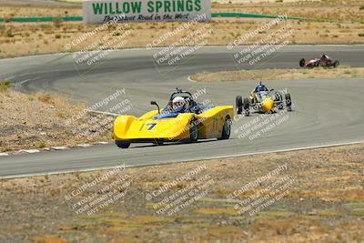 media/May-31-2025-CalClub SCCA (Sat) [[2c1a04e1ee]]/Qualifying/Group 3/Turn 4/